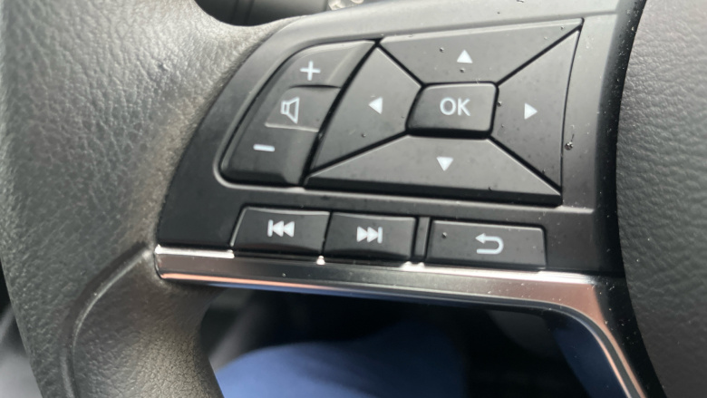 Nissan Juke 1.0 DiG-T 114 Acenta 5dr Petrol Hatchback